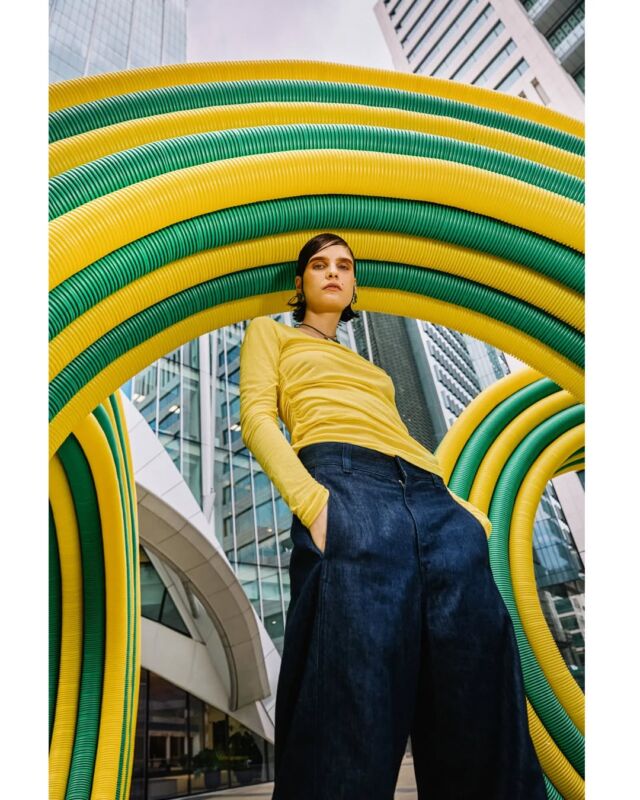 Indra Studios x Rollacoaster Magazine -Hybrid City
#inspire2gether 

 London’s iconic landscape serves as a canvas for vivid colors and striking contrasts. This captivating interplay of colour and structure invites viewers to see London not just as a city, but as an ever-evolving work of art...

#indrastudios #rollacoastermagazine #hybridcity #fashioneditorial 

Photographey by Vlady Vala / @vladyvala

Photographers Assistant Yana Luhanova / @luhanovaphotography

Styling by Philip / @Liip

MUA Rosie Heley / @rosieheleymua

Hair by Marlene Andersson / @marlene.me.uk

Model Kateryna / @kateryna.lashko / @titaniummanagement

Retouching by Alejandro Beltran / @franciscobeltranpost

Production by @indrastudios

https://indrastudios.com/